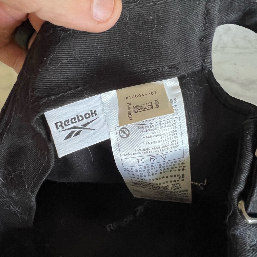 Juun.J / Reebok Hat - Picture 3 of 3